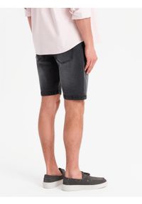 Ombre Clothing - Szorty męskie denimowe o klasycznym kroju – czarne V4. Kolor: czarny. Materiał: jeans, elastan, skóra, bawełna. Wzór: aplikacja. Sezon: lato. Styl: klasyczny #9