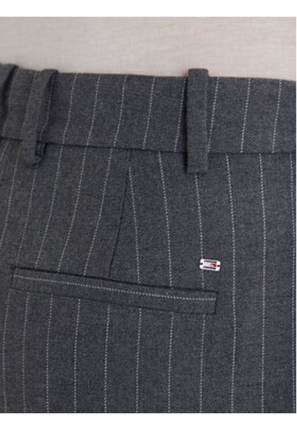 TOMMY HILFIGER - Tommy Hilfiger Chinosy WW0WW46704 Szary Regular Fit. Kolor: szary. Materiał: syntetyk