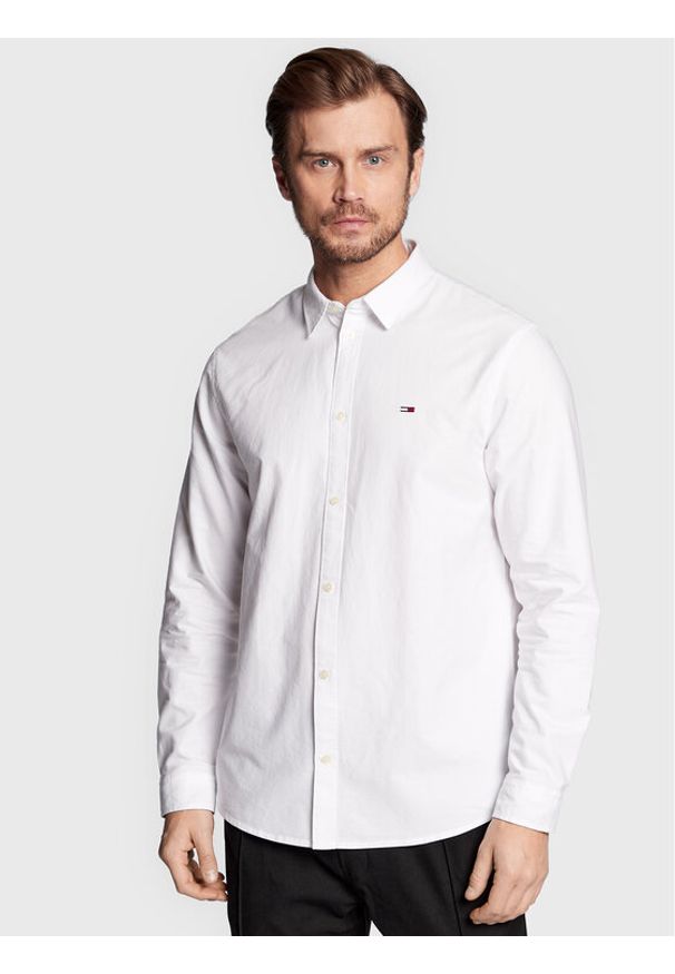 Tommy Jeans Koszula Classic Oxford DM0DM15408 Biały Classic Fit. Kolor: biały. Materiał: bawełna