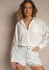 Renee - Biała Koszula o Fasonie Oversize z Haftowanymi Zdobieniami Dovelissa. Okazja: do pracy, na spotkanie biznesowe, na co dzień. Kolor: biały. Wzór: haft, aplikacja. Styl: casual, elegancki, biznesowy