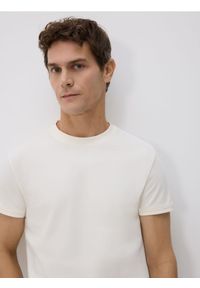 Reserved - T-shirt slim fit - złamana biel. Materiał: bawełna, dzianina #1