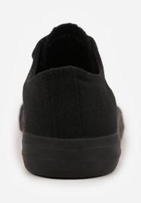 Born2be - Czarne Lekkie Trampki Vices Przed Kostkę Elletri. Okazja: na co dzień. Wysokość cholewki: przed kostkę. Kolor: czarny. Materiał: jeans. Obcas: na płaskiej podeszwie. Styl: casual, klasyczny, sportowy #6