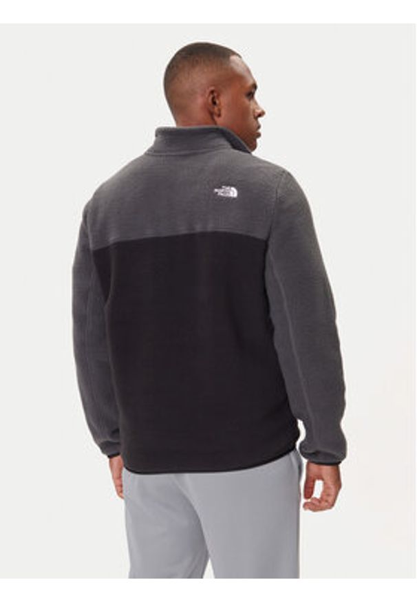 The North Face Polar Yumiori NF0A883S Czarny Regular Fit. Kolor: czarny. Materiał: syntetyk