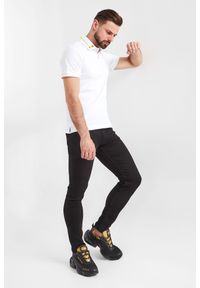Versace Jeans Couture - Polo VERSACE JEANS COUTURE. Typ kołnierza: polo. Materiał: bawełna. Wzór: nadruk, jednolity, haft. Styl: klasyczny, sportowy #2