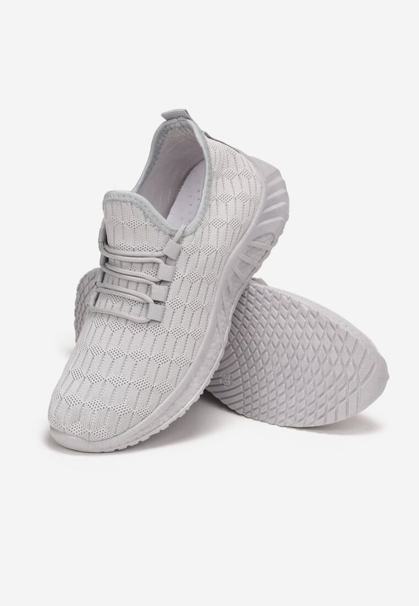 Born2be - Szare Buty Sportowe Katenia. Okazja: na spacer. Wysokość cholewki: przed kostkę. Nosek buta: okrągły. Zapięcie: bez zapięcia. Kolor: szary. Materiał: materiał. Szerokość cholewki: normalna. Sport: bieganie, turystyka piesza