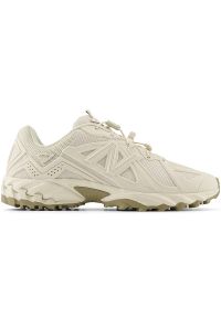 Buty męskie New Balance ML610DG – beżowe. Okazja: na co dzień. Kolor: beżowy. Materiał: materiał, syntetyk, guma. Wzór: nadruk. Sezon: lato