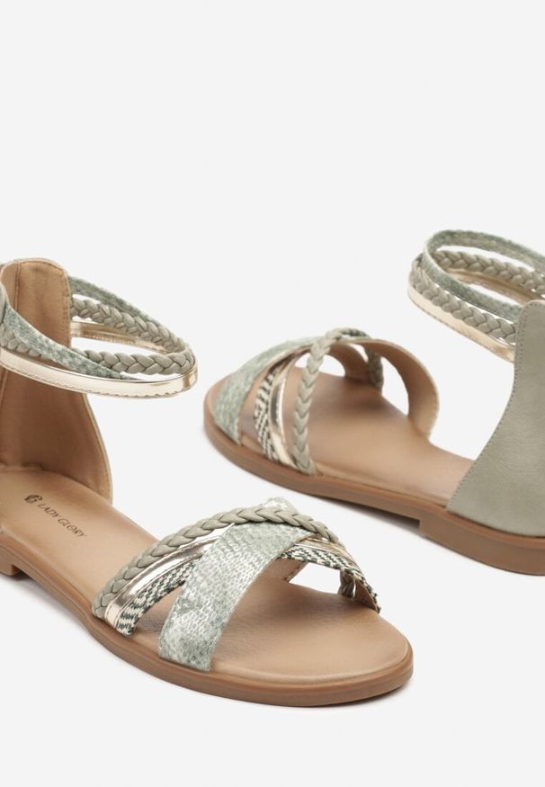 Born2be - Jasnozielone Płaskie Sandały w Stylu Boho Lurindela. Okazja: na co dzień. Kolor: zielony. Sezon: lato. Styl: boho