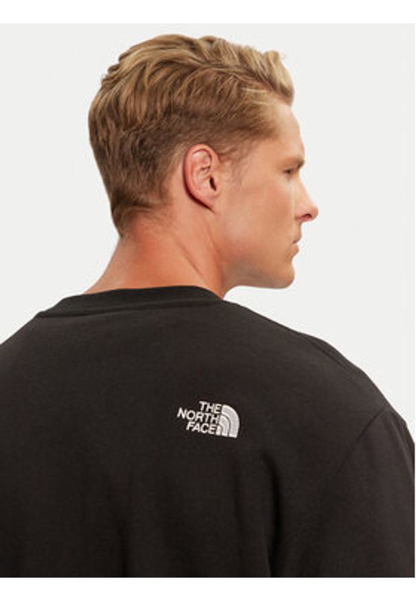 The North Face Bluza Essential NF0A89ET Czarny Regular Fit. Kolor: czarny. Materiał: bawełna