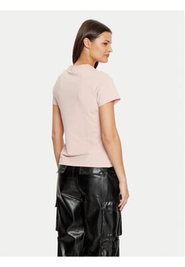 Guess T-Shirt V5RI08 J1314 Różowy Slim Fit. Kolor: różowy. Materiał: bawełna