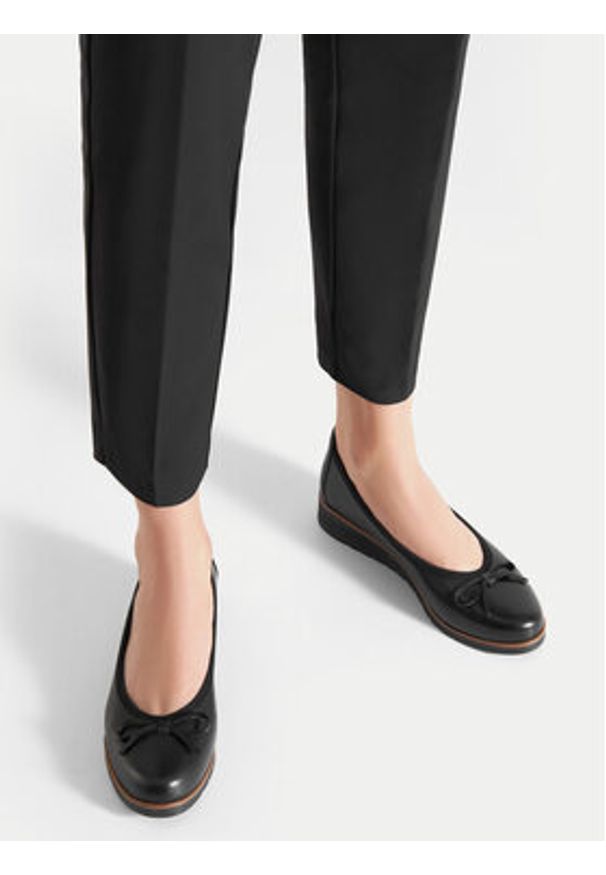 Lasocki Baleriny EST-TOMBA-01 Czarny. Kolor: czarny. Materiał: skóra