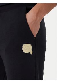 Karl Lagerfeld - KARL LAGERFELD Szorty sportowe 705118 562900 Granatowy Loose Fit. Kolor: niebieski. Materiał: bawełna. Styl: sportowy #4