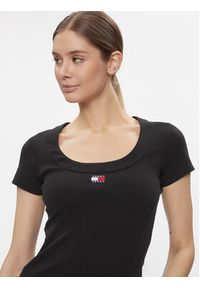 Tommy Jeans T-Shirt Tjw Slim Badge Rib Tee Ss DW0DW17396 Czarny Slim Fit. Kolor: czarny. Materiał: bawełna #4