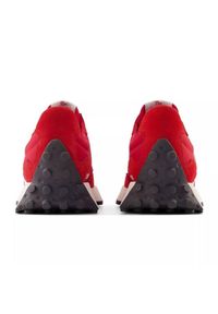 Buty New Balance M U327EC czerwone. Okazja: na co dzień. Kolor: czerwony. Materiał: materiał, zamsz, skóra, guma. Szerokość cholewki: normalna #6