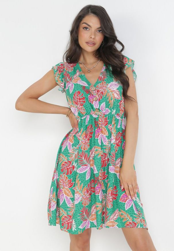 Born2be - Zielona Sukienka Mini z Gumką w Talii i Falbankami z Wiskozy Calanna. Typ kołnierza: kołnierz z falbankami. Kolor: zielony. Materiał: wiskoza. Sezon: wiosna, lato. Długość: mini