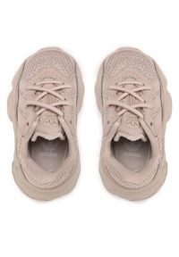 Adidas - adidas Sneakersy OZWEEGO Shoes HQ1623 Brązowy. Kolor: brązowy. Materiał: materiał #6