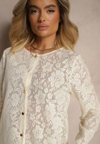Renee - Beżowa Bluzka Ażurowa z Bawełny z Guzikami Kerisia. Okazja: na co dzień. Kolor: beżowy. Materiał: bawełna. Wzór: ażurowy. Styl: elegancki, casual #3