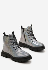 Born2be - Srebrne Metaliczne Botki Workery Silvarion. Kolor: srebrny #3