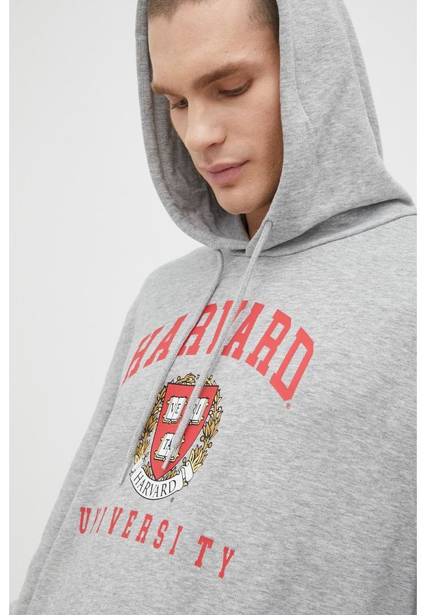 Only & Sons bluza bawełniana męska kolor czarny z kapturem z nadrukiem. Okazja: na co dzień. Typ kołnierza: kaptur. Kolor: czarny. Materiał: bawełna. Wzór: nadruk. Styl: casual