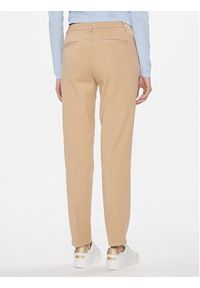 United Colors of Benetton - United Colors Of Benetton Chinosy 4GD7DF061 Beżowy Regular Fit. Kolor: beżowy. Materiał: bawełna #3