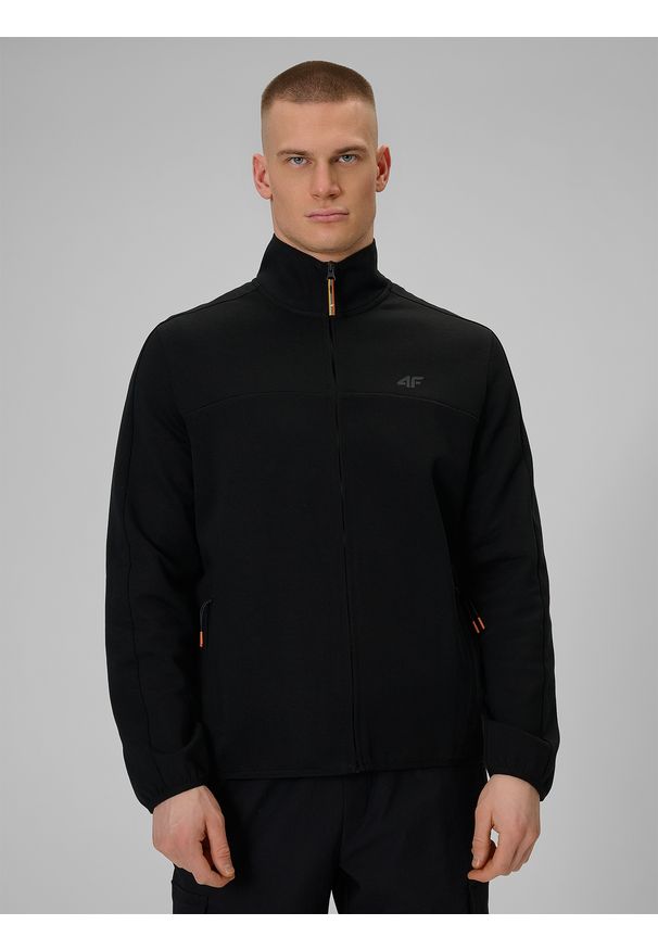 4f - 4F Bluza dresowa regular bez kaptura męska - czarna S. Okazja: na spacer, na co dzień. Typ kołnierza: bez kaptura. Kolor: czarny. Materiał: dresówka. Styl: casual, sportowy
