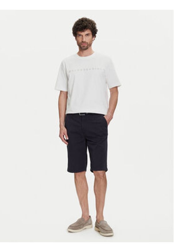 Baldessarini T-Shirt B4 20082.5293 Biały Regular Fit. Kolor: biały. Materiał: bawełna