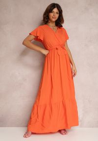 Renee - Pomarańczowa Sukienka Metia. Kolor: pomarańczowy. Materiał: tkanina, materiał. Wzór: gładki, geometria. Długość: maxi #4