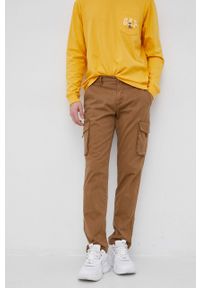 Sisley Spodnie męskie kolor brązowy proste. Kolor: brązowy. Materiał: tkanina. Wzór: gładki