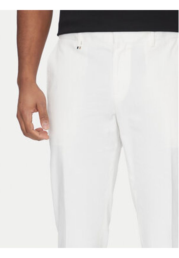 BOSS Spodnie materiałowe C-Genius 50534612 Biały Slim Fit. Kolor: biały. Materiał: bawełna