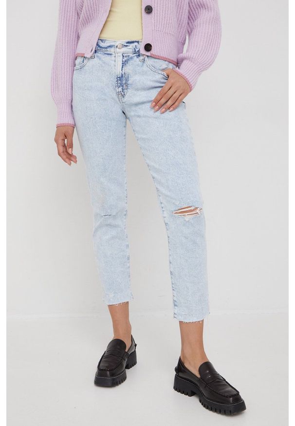 GAP jeansy damskie medium waist. Kolor: niebieski