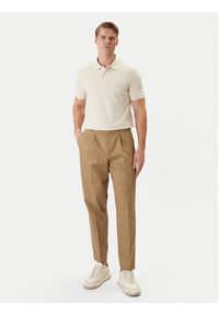 BOSS Spodnie materiałowe 50556704 Khaki Regular Fit. Kolor: brązowy. Materiał: bawełna #3
