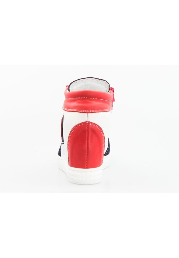 Sneakersy koturny skórzane białe J. Wolski. Kolor: biały. Materiał: skóra. Obcas: na koturnie
