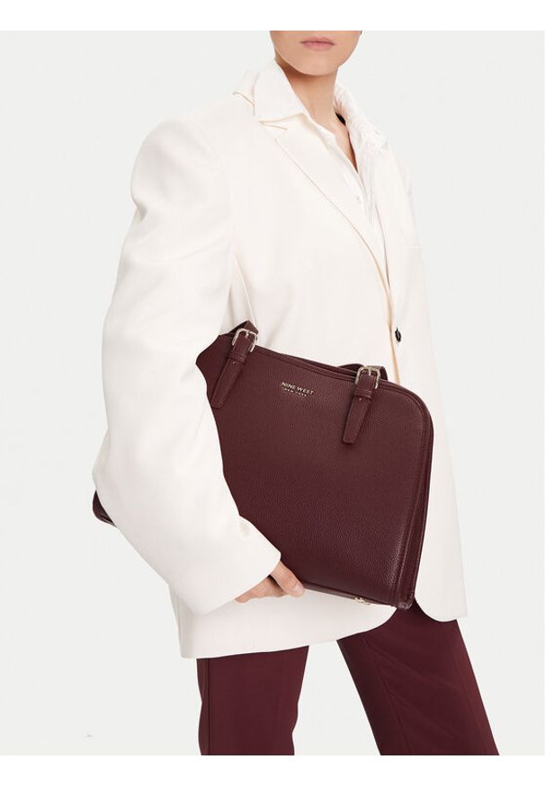 Nine West Torebka CEO-AGNES-LA482-3038 Bordowy. Kolor: czerwony