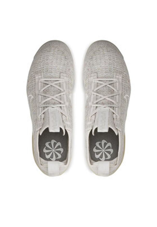 Nike Sneakersy W Air Vapormax 2021 Fk DJ9975 001 Beżowy. Kolor: beżowy. Materiał: mesh, materiał