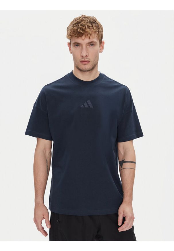 Adidas - adidas T-Shirt ALL SZN JX5080 Granatowy Loose Fit. Kolor: niebieski. Materiał: bawełna