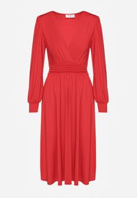 Renee - Czerwona Sukienka z Wiskozą o Rozkloszowanym Kroju z Kopertową Górą Seliane. Okazja: na randkę. Typ kołnierza: dekolt w serek. Kolor: czerwony. Materiał: wiskoza. Długość rękawa: długi rękaw. Typ sukienki: kopertowe #8