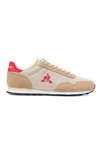 Le Coq Sportif - Buty do chodzenia męskie Le coq sportif Astra. Zapięcie: sznurówki. Kolor: beżowy. Materiał: tkanina, zamsz, materiał. Szerokość cholewki: normalna. Sport: turystyka piesza #1