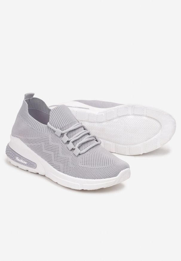 Born2be - Szare Buty Sportowe Amathousa. Zapięcie: bez zapięcia. Kolor: szary. Materiał: materiał. Szerokość cholewki: normalna. Wzór: aplikacja