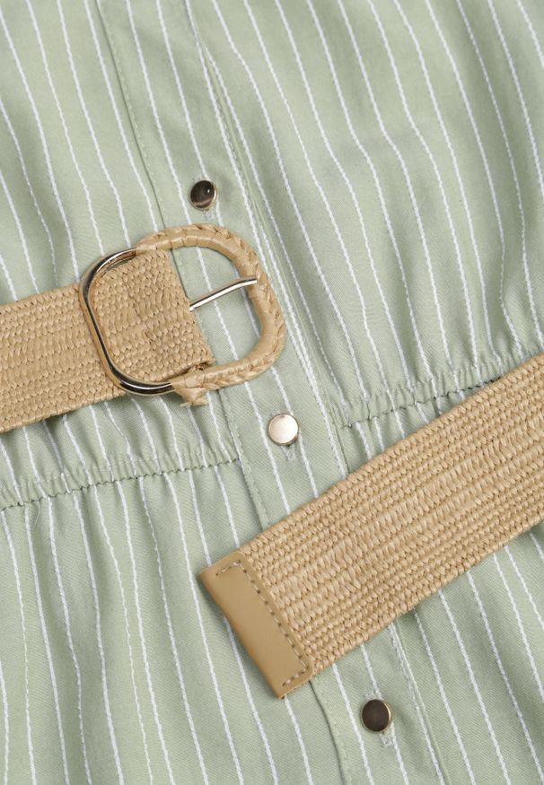 Renee - Zielona Koszulowa Sukienka z Wiskozą z Paskiem z Plecionki Nerolia. Kolor: zielony. Materiał: wiskoza. Wzór: paski. Typ sukienki: koszulowe. Styl: boho