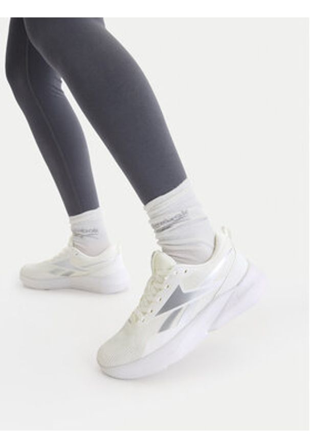 Reebok Sneakersy CEOWB-H8-552 Biały. Kolor: biały. Materiał: materiał
