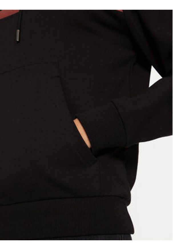 Calvin Klein Bluza K10K114466 Czarny Regular Fit. Kolor: czarny. Materiał: bawełna