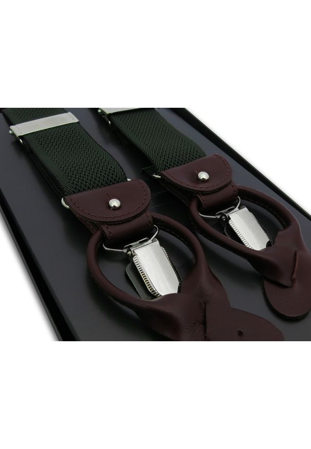 Modini - Zielone szelki do spodni na guziki z brązową skórą G71. Kolor: zielony, brązowy, wielokolorowy. Materiał: skóra