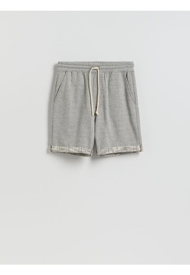 Reserved - Szorty regular fit - ciemnoszary. Kolor: szary. Materiał: dzianina, bawełna