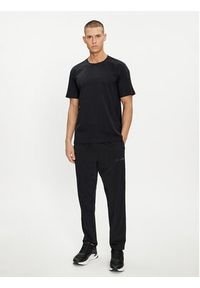 Calvin Klein Performance T-Shirt 00GMS4K187 Czarny Regular Fit. Kolor: czarny. Materiał: bawełna #2