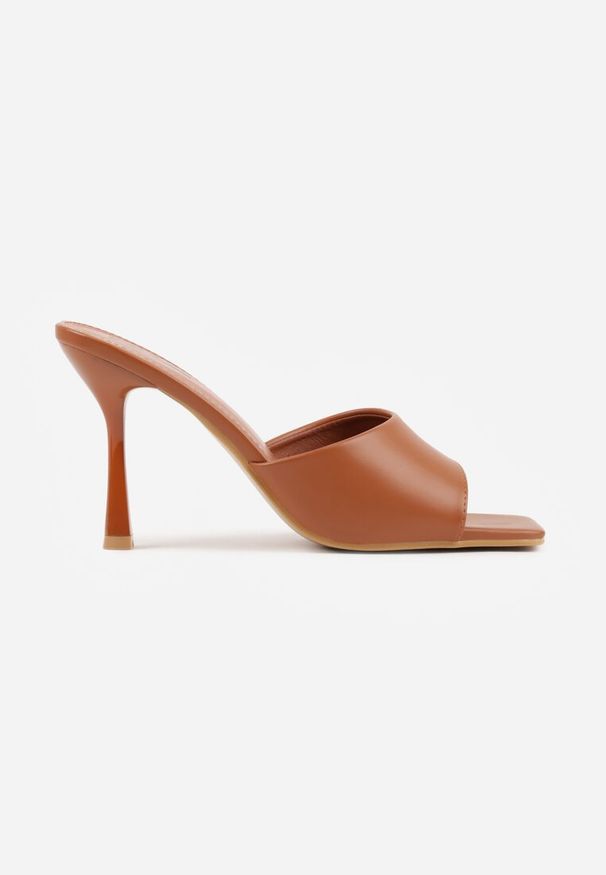 Renee - Jasnobrązowe Klapki na Szpilce z Kwadratowym Noskiem Peep Toe Avenata. Okazja: na co dzień, na randkę. Nosek buta: otwarty. Kolor: brązowy. Materiał: jeans, koronka, skóra. Obcas: na szpilce. Styl: casual