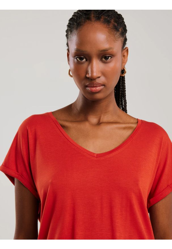 Big-Star - Koszulka damska o luźnym kroju czerwona Valeria 704. Kolor: czerwony. Materiał: dzianina, wiskoza, jeans
