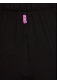 Deha Spodnie materiałowe A00635 Czarny Regular Fit. Kolor: czarny. Materiał: wiskoza