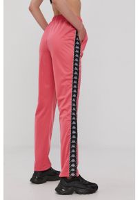Kappa Spodnie damskie kolor różowy z aplikacją. Kolor: różowy. Wzór: aplikacja #4
