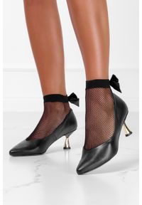 Casu - Czarne czółenka casu na ozdobnym obcasie polska skóra 4032-1. Kolor: czarny. Materiał: skóra. Obcas: na obcasie. Wysokość obcasa: średni #2
