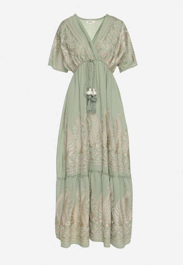 Born2be - Zielona Kopertowa Sukienka z Wiskozy Zdobiona Frędzlami i Metalicznym Haftem Redeirae. Okazja: na spacer, na co dzień. Typ kołnierza: dekolt w serek. Kolor: zielony. Materiał: wiskoza. Wzór: aplikacja, haft. Typ sukienki: kopertowe. Styl: casual, klasyczny