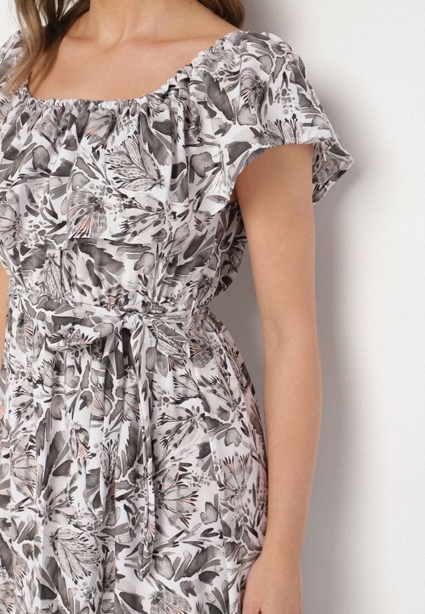 Born2be - Ciemnoszara Sukienka Hiszpanka z Bawełną w Kwiaty Mreova. Okazja: na co dzień. Typ kołnierza: dekolt hiszpanka. Kolor: szary. Materiał: bawełna. Wzór: kwiaty. Styl: elegancki, casual, klasyczny